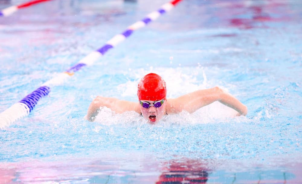Hurst Dominates Round Three of the Swimming Super League